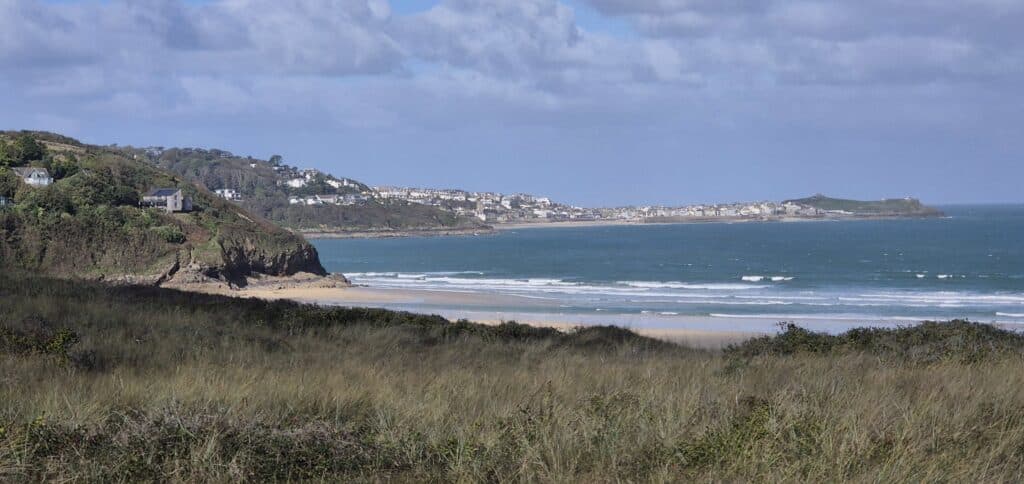 Carn Runners group on the Hayle to Lelant coastal route