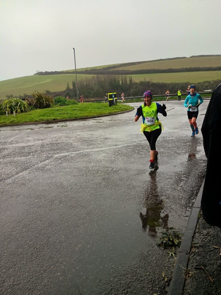 Carn Runners at the Newquay 10K start line