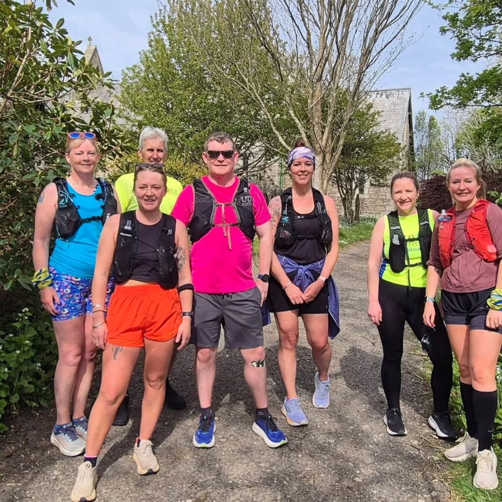 Carn Runners marathon runners completing London Marathon and virtual club marathon