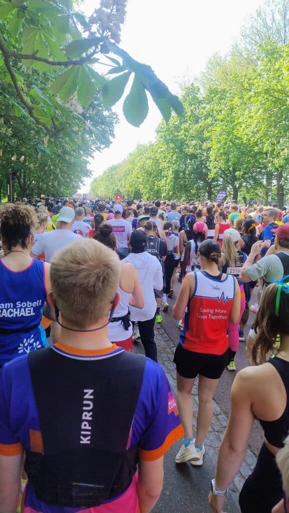 Carn Runners marathon runners completing London Marathon and virtual club marathon