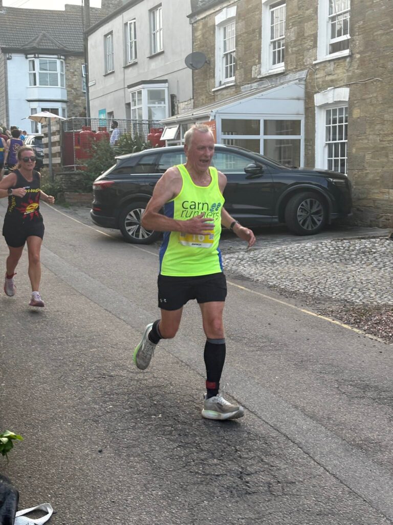 Carn Runners competing at the St Agnes 5 Miler in warm summer conditions