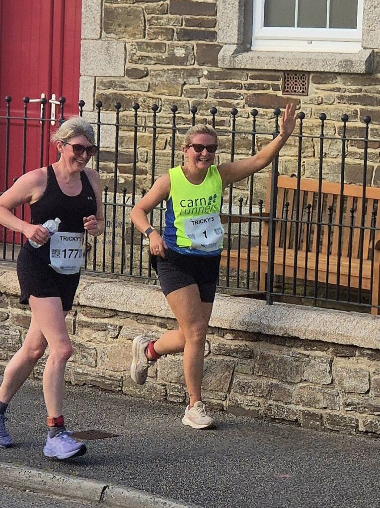 A large group of Carn Runners competing at the Summer Turkey Trot hosted by Cornwall AC