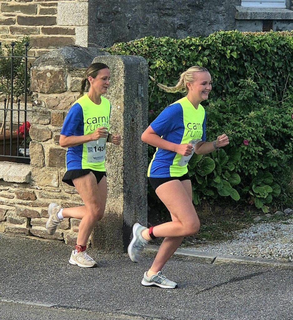 A large group of Carn Runners competing at the Summer Turkey Trot hosted by Cornwall AC