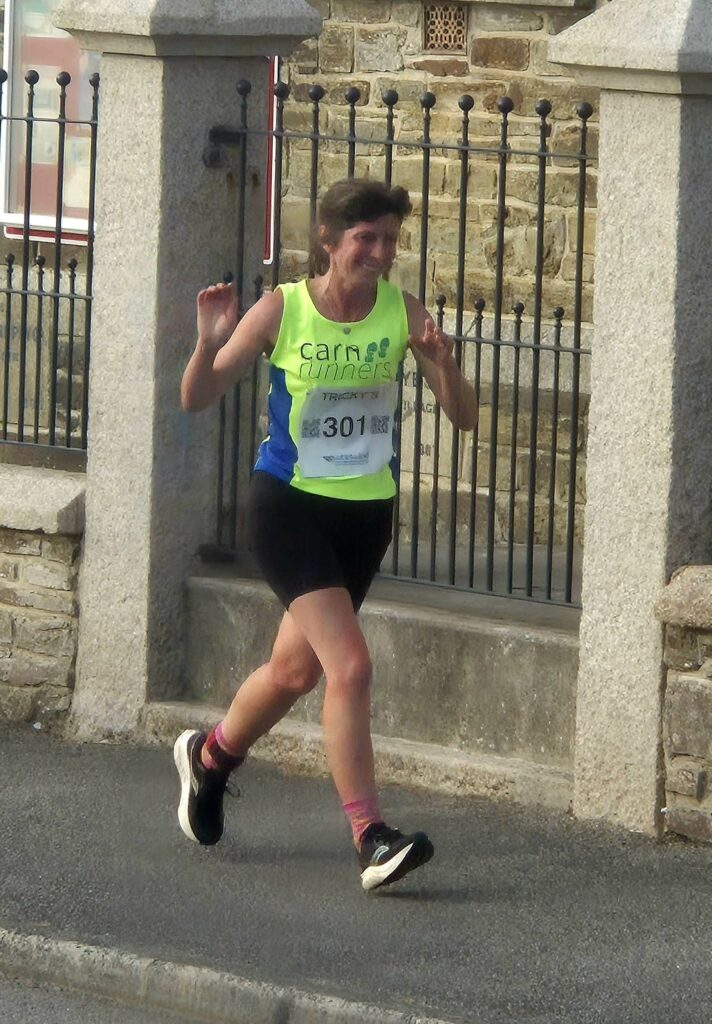 A large group of Carn Runners competing at the Summer Turkey Trot hosted by Cornwall AC