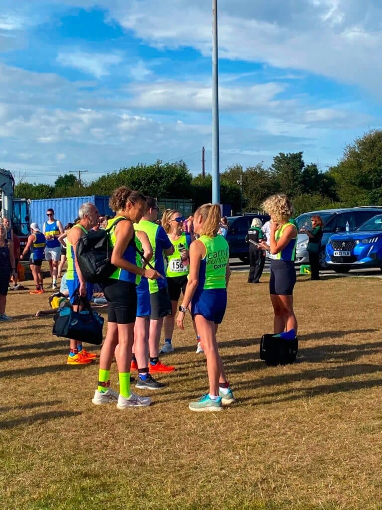 Carn Runners at the Sticker 5 with strong individual and team performances Category: Race News