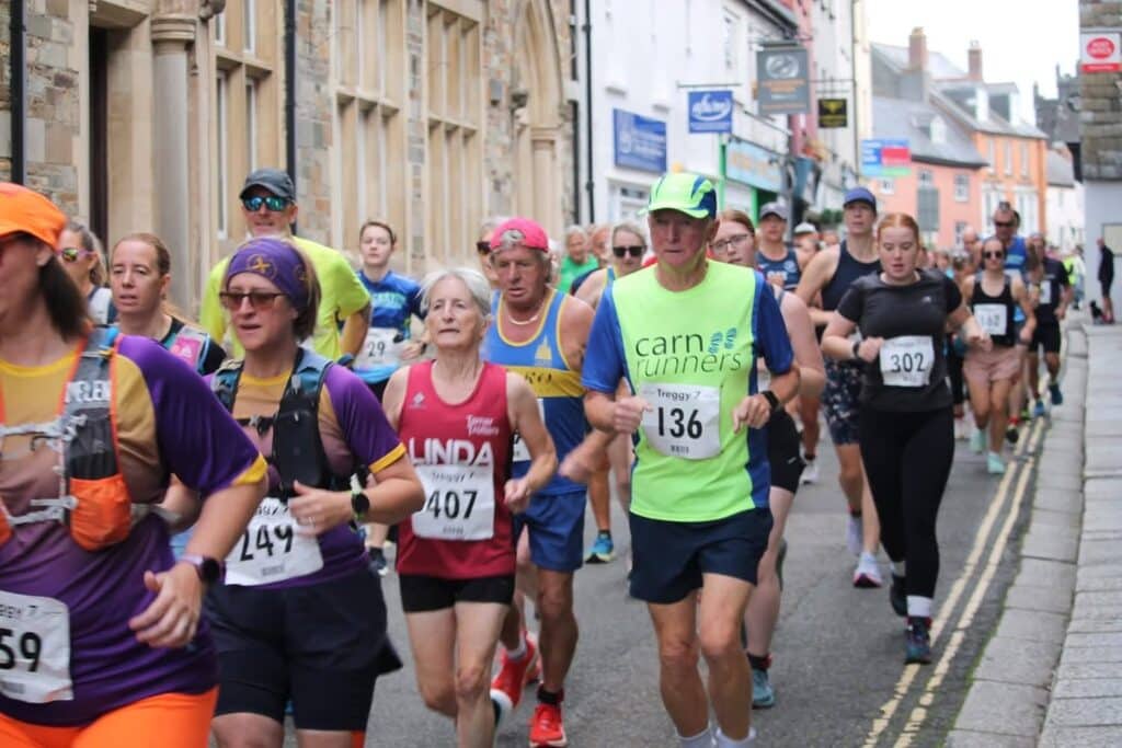 Carn Runners representing the club at the Treggy 7 on 6 September 2026